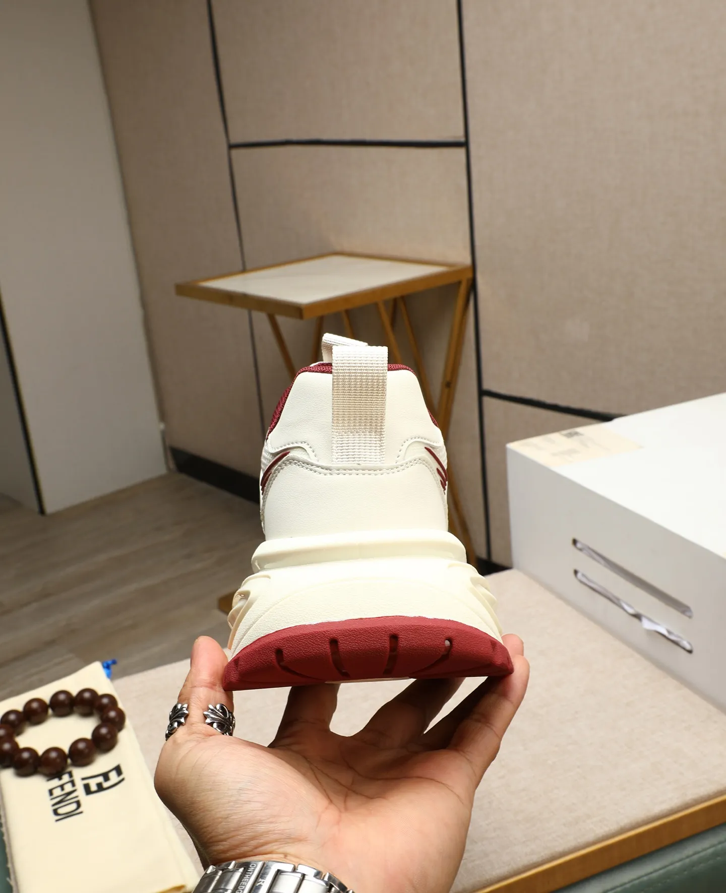 Men's shoes 💰460🕷🕷[FENDI] Fendi fashionable casual men's shoes 🇨🇳Original official website 1:1 model opening, new models are available first 💯Not high-profile but avant-garde, simple About low-key and fashionable, super versatile style 🌿 Made of original cowhide ➕ Pigskin lining 🎋 The version is comfortable on the feet, so rigorous for any small place, and the workmanship is first-class 🍍38-44 Large quantities in stock